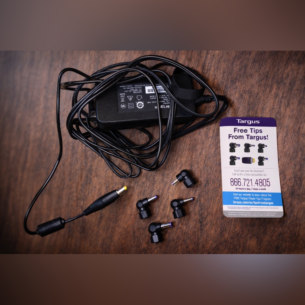 Targus Black Laptop Charger with Tips